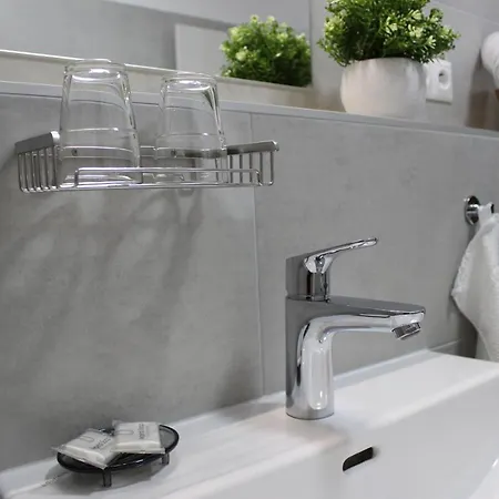 Leo Free Parking - Augusta * Bratislava