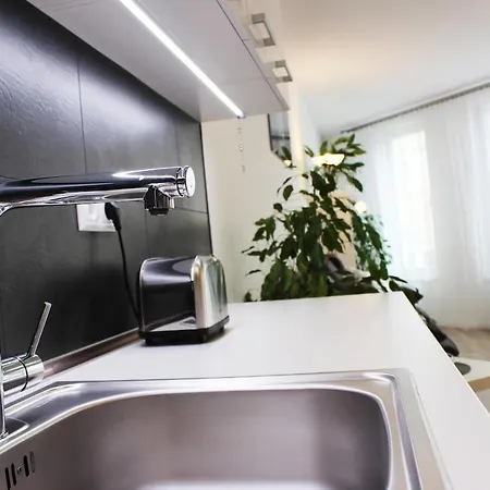 Leo Free Parking - Augusta Apartment