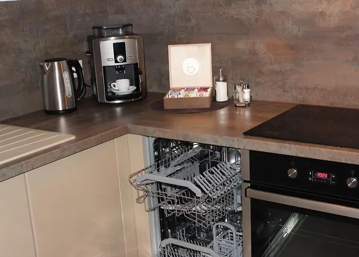 Leo Free Parking - Augusta *