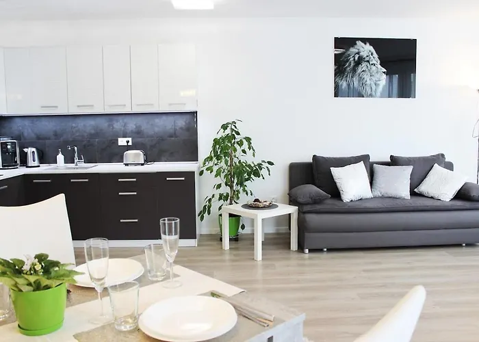 Leo Free Parking - Augusta Appartement *