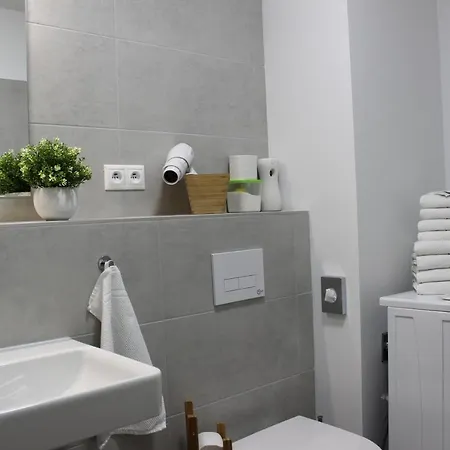 Leo Free Parking - Augusta 아파트